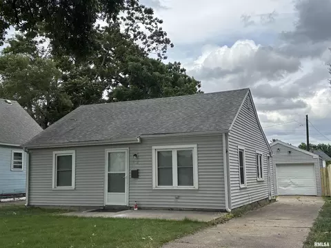 2118 S 9th St, Springfield, IL 62703
