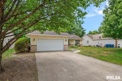Exterior - 1216 Dani Ln, Springfield, IL 62712 photo 8 of 8