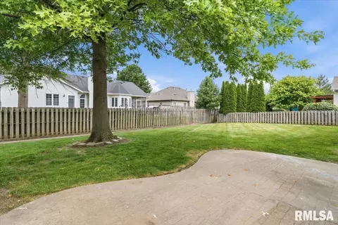 Exterior - 2721 Haggard St, Springfield, IL 62711 photo 4 of 7