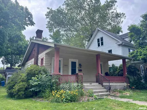 Exterior - 1800 S 4th St, Springfield, IL 62703 photo 2 of 2