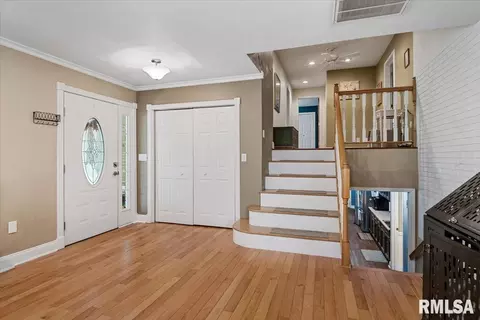 Entry Way - 6813 S Stephenson Ln, Springfield, IL 62707 photo 1 of 7