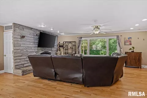 Other - 6813 S Stephenson Ln, Springfield, IL 62707 photo 7 of 23