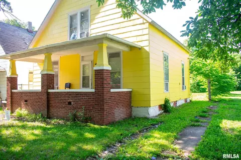 1524 E Prairie St, Decatur, IL 62521