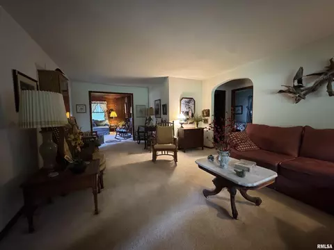 6924 Garden View Ln, Springfield, IL 62712 photo 4