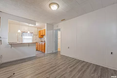 Living - 2219 S 6th St, Springfield, IL 62702 photo 1 of 1