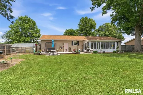Exterior - 31 Twilight Ln, Springfield, IL 62712 photo 14 of 17