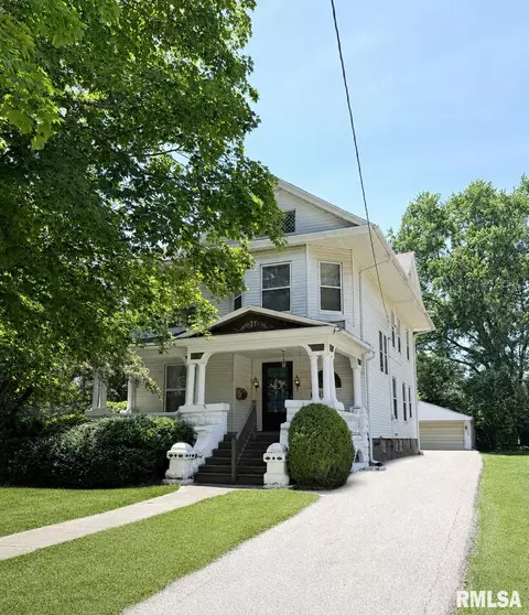 1238 N Prairie St, Galesburg, IL 61401