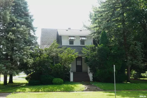 1391 Beecher Ave, Galesburg, IL 61401