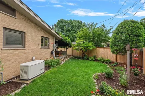 Exterior - 45 Lambert Ln, Springfield, IL 62704 photo 10 of 11