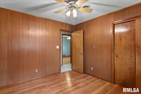 Bedroom - 1848 E Lake Shore Dr, Springfield, IL 62712 photo 6 of 6