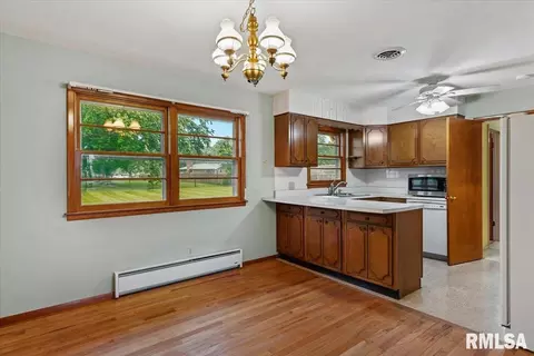Other - 1848 E Lake Shore Dr, Springfield, IL 62712 photo 3 of 8