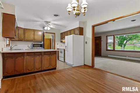 Other - 1848 E Lake Shore Dr, Springfield, IL 62712 photo 4 of 8