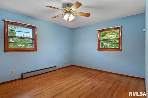 Bedroom - 1848 E Lake Shore Dr, Springfield, IL 62712 photo 1 of 6