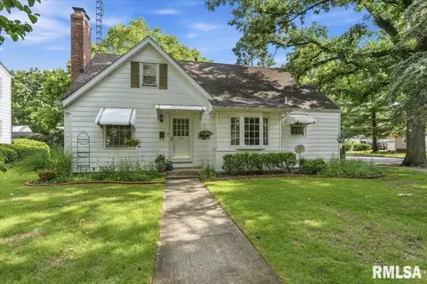 1501 Cook St, Springfield, IL 62704