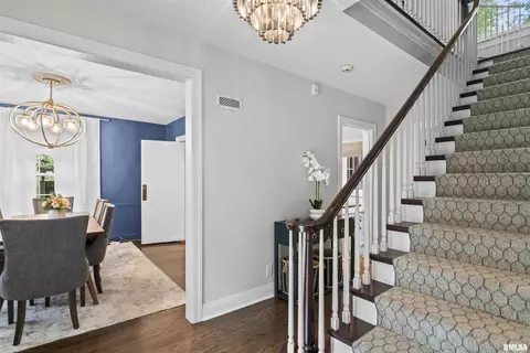 Entry Way - 1957 Outer Park Dr, Springfield, IL 62704 photo 1 of 6