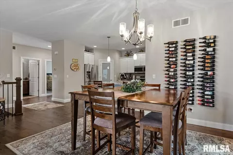 Dining - 3208 Telford Dr, Springfield, IL 62711 photo 3 of 5