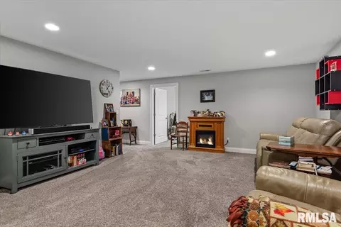 Other - 3208 Telford Dr, Springfield, IL 62711 photo 10 of 15