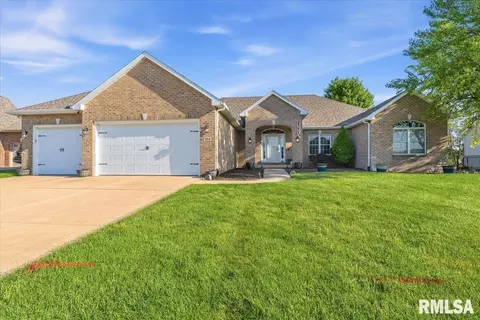 5616 Legacy Ln, Springfield, IL 62711