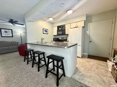 Kitchen - 5248 Carlton St, Springfield, IL 62703 photo 1 of 3