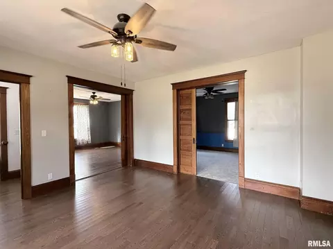 Living - 109 E West St, Oneida, IL 61467 photo 5 of 12