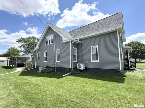 Other - 109 E West St, Oneida, IL 61467 photo 6 of 25