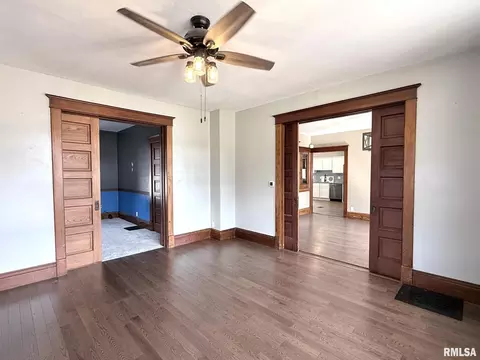 Living - 109 E West St, Oneida, IL 61467 photo 4 of 12