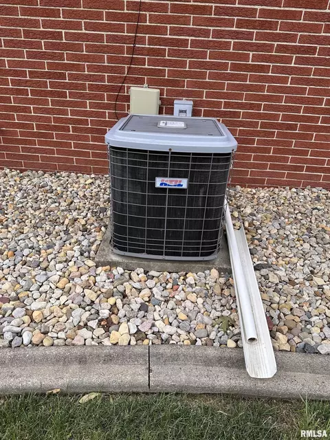Other - 2309 Griffiths Ave, Springfield, IL 62702 photo 18 of 21