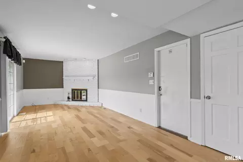 Living - 2601 Interlacken Rd, Springfield, IL 62704 photo 5 of 7