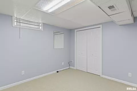 Bedroom - 2601 Interlacken Rd, Springfield, IL 62704 photo 11 of 13