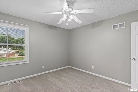 Bedroom - 2601 Interlacken Rd, Springfield, IL 62704 photo 8 of 13