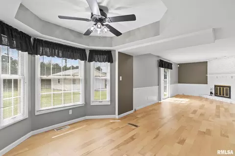 Living - 2601 Interlacken Rd, Springfield, IL 62704 photo 4 of 7