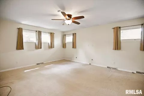 Bedroom - 9 Inverness Rd, Springfield, IL 62704 photo 1 of 4