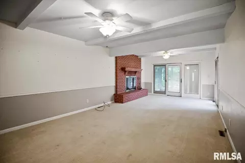 Living - 9 Inverness Rd, Springfield, IL 62704 photo 4 of 5