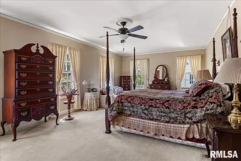 Bedroom - 1525 S Wiggins Ave, Springfield, IL 62704 photo 1 of 7