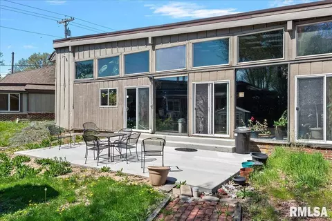 Exterior - 6600 S 6th St, Springfield, IL 62712 photo 13 of 13