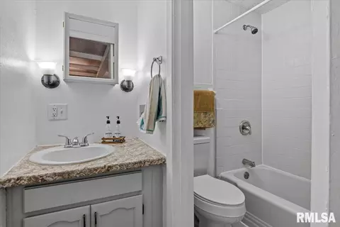 Bath - 6600 S 6th St, Springfield, IL 62712 photo 1 of 2