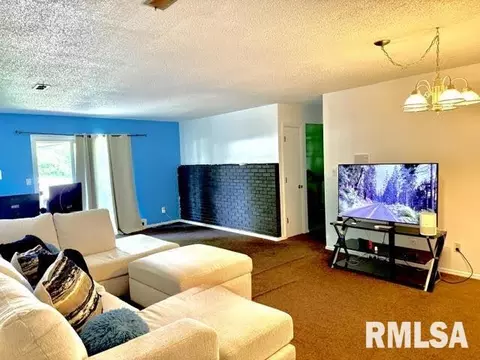 1910 Jeanette Ln, Springfield, IL 62702 photo 4