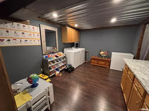 Other - 307 Bittersweet St, Payson, IL 62360 photo 3 of 8