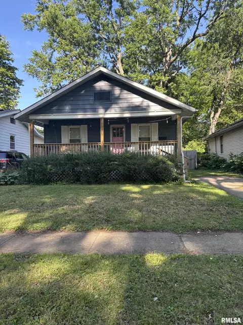 2216 S Lowell Ave, Springfield, IL 62704
