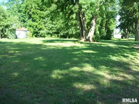 Carroll Street, Naples, IL 62665
