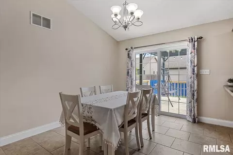Dining - 2907 Cindy Ln, Springfield, IL 62711 photo 1 of 1