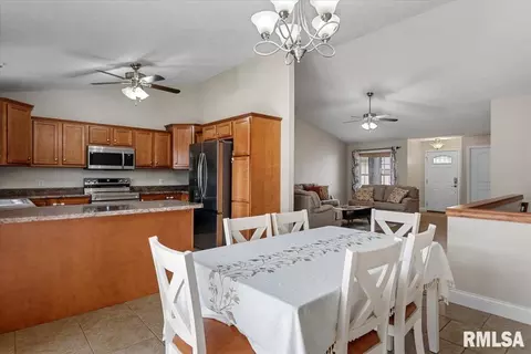 Other - 2907 Cindy Ln, Springfield, IL 62711 photo 5 of 14