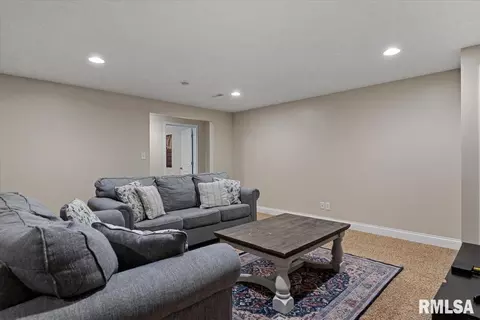 Other - 2907 Cindy Ln, Springfield, IL 62711 photo 10 of 14
