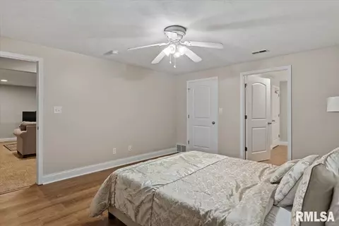 Bedroom - 2907 Cindy Ln, Springfield, IL 62711 photo 7 of 8