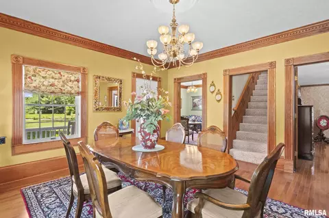 Dining - 4755 W Washington St, Springfield, IL 62711 photo 1 of 4