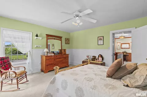 Bedroom - 4755 W Washington St, Springfield, IL 62711 photo 9 of 11