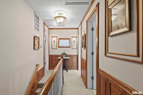 Entry Way - 4755 W Washington St, Springfield, IL 62711 photo 5 of 7