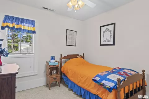 Bedroom - 4755 W Washington St, Springfield, IL 62711 photo 10 of 11