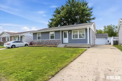 Exterior - 3006 Sandgate Rd, Springfield, IL 62702 photo 2 of 8