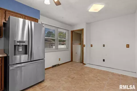 Other - 3006 Sandgate Rd, Springfield, IL 62702 photo 4 of 14